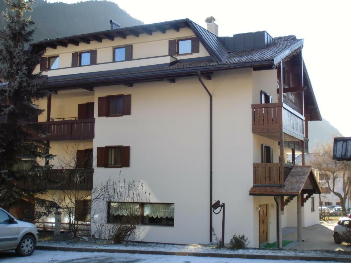 Hotel Garni Festil à Campitello di Fassa Extérieur photo